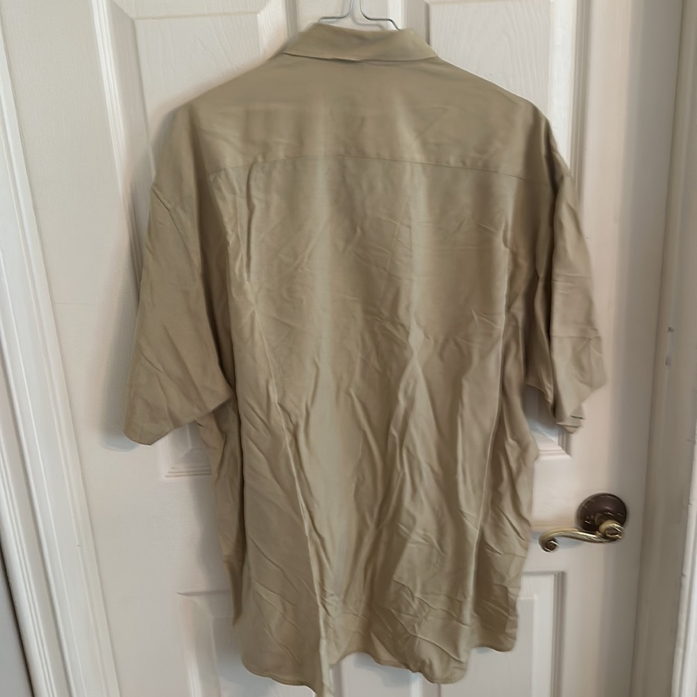 Green button down XXL - Picture 3 of 3